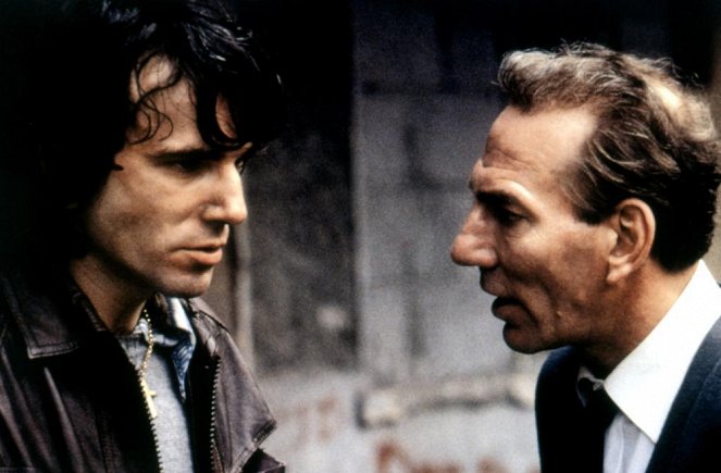 In the Name of the Father - Van film - Daniel Day-Lewis, Pete Postlethwaite