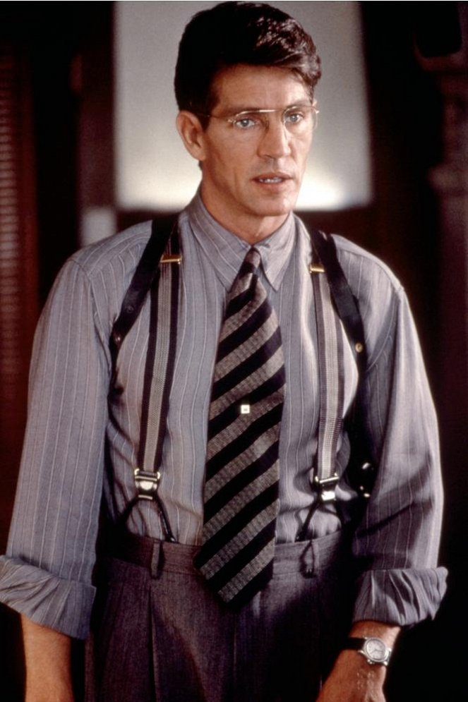 America’s Most Wanted - Photos - Eric Roberts