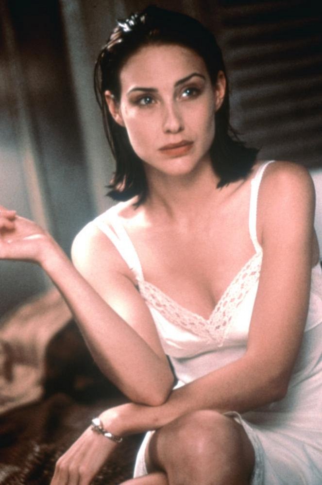 The Last Time I Committed Suicide - Van film - Claire Forlani