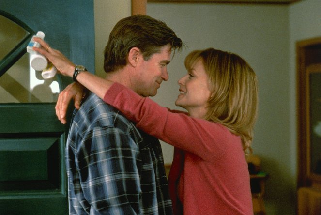 The Deep End of the Ocean - Photos - Treat Williams, Michelle Pfeiffer