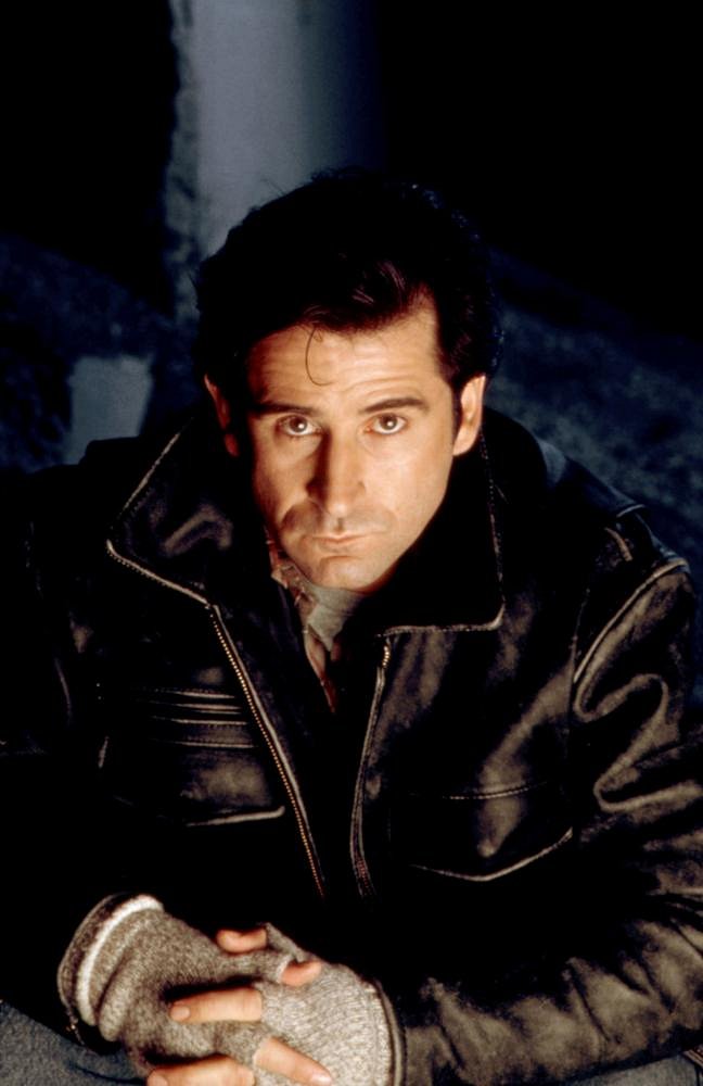 A French Vampire in America - Promo - Anthony LaPaglia