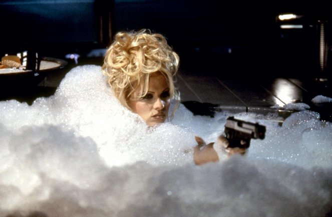 Barb Wire - Van film - Pamela Anderson