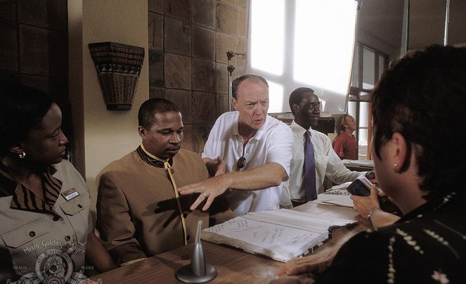 Hotel Ruanda - Forgatási fotók - Desmond Dube, Terry George, Don Cheadle