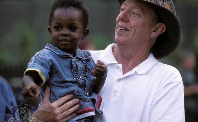 Hotel Rwanda - Van de set - Terry George