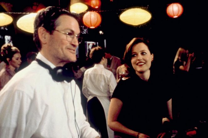 La Carte du coeur - Tournage - Willard Carroll, Gillian Anderson