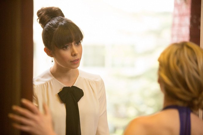 A to Z - M Is for Meant to Be - Van film - Cristin Milioti