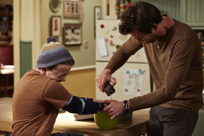 About a Boy - Season 1 - About a Hammer - Photos - Benjamin Stockham