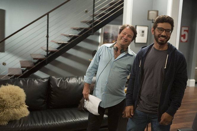 About a Boy - About a House for Sale - Tournage - Al Madrigal