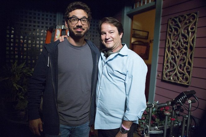About a Boy - Season 2 - About a House for Sale - Del rodaje - Al Madrigal