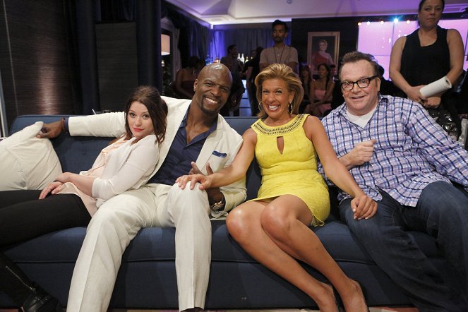 Hollywood Game Night - Z nakrúcania - Emilie de Ravin, Terry Crews, Hoda Kotb, Tom Arnold