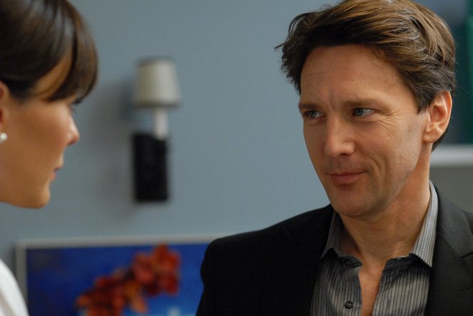 Lipstick Jungle - Chapter Two: Nothing Sacred - Photos - Lindsay Price, Andrew McCarthy