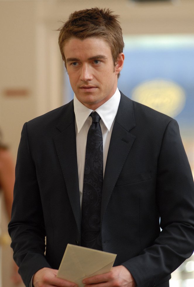 Lipstick Jungle - Season 1 - Chapter Seven: Carpe Threesome - Kuvat elokuvasta - Robert Buckley