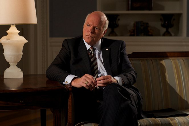 State Of Affairs - The War at Home - Filmfotos