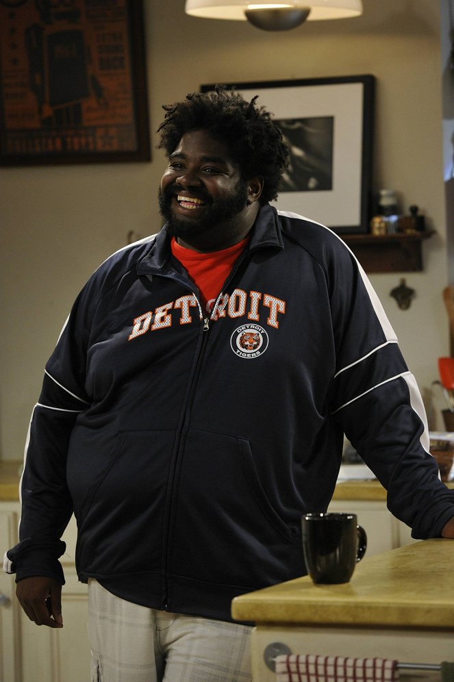 Undateable - Season 1 - Pants Buddies - Photos - Ron Funches