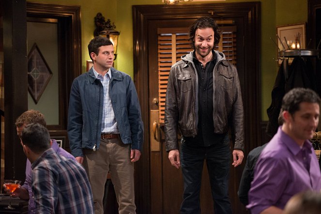 Undateable - Season 1 - Danny's Boys - Filmfotos - Brent Morin, Chris D'Elia