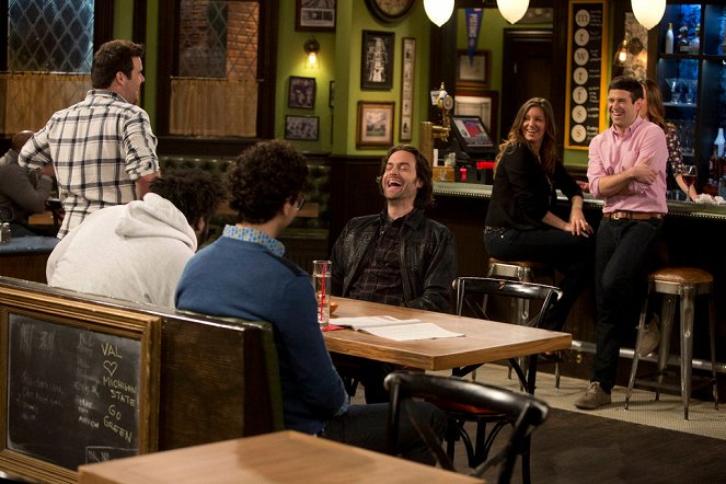 Undateable - Season 1 - Go for Gary - Photos - David Fynn, Chris D'Elia, Bianca Kajlich, Brent Morin