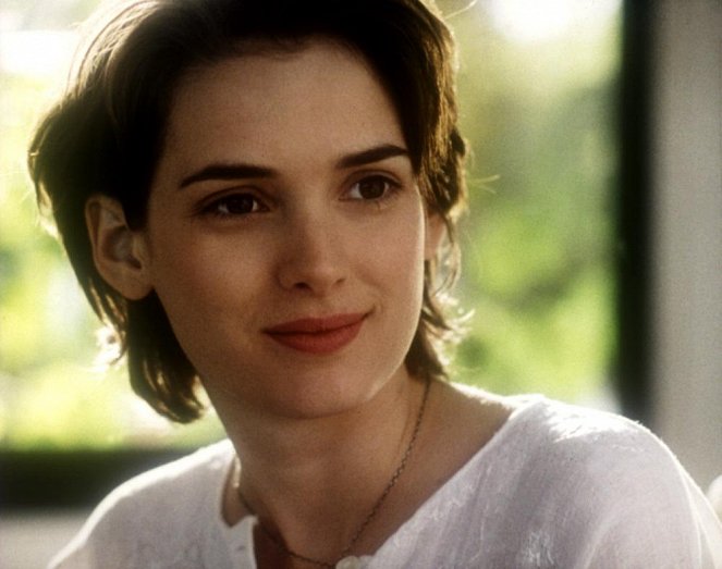 How to Make an American Quilt - Photos - Winona Ryder