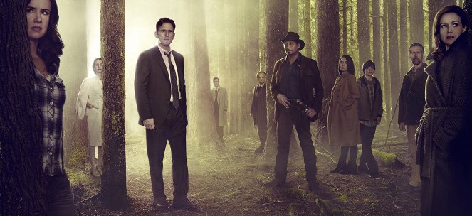 Wayward Pines - Promokuvat - Juliette Lewis, Melissa Leo, Matt Dillon, Tim Griffin, Toby Jones, Terrence Howard, Shannyn Sossamon, Charlie Tahan, Reed Diamond, Carla Gugino