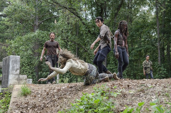 The Walking Dead - Lebende Tote - Filmfotos - Andrew Lincoln, Steven Yeun, Danai Gurira, Sonequa Martin-Green