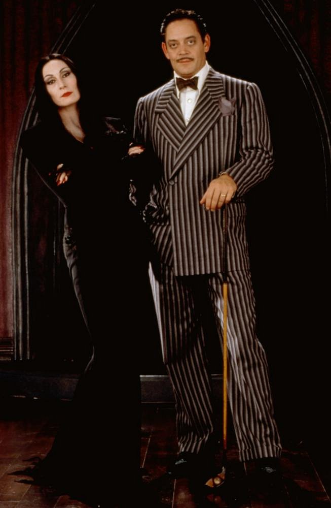The Addams Family - Promo - Anjelica Huston, Raul Julia