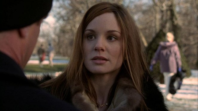 New York, unité spéciale - Season 4 - Poussée au suicide - Film - Sarah Wayne Callies
