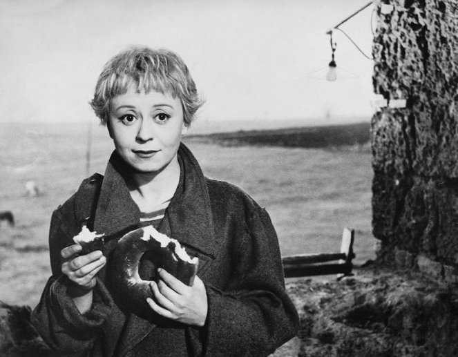 La Strada - Z filmu - Giulietta Masina