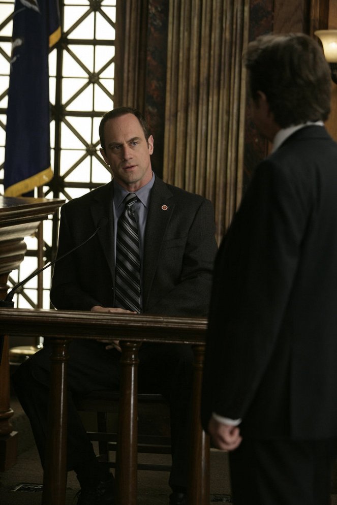 Law & Order: Special Victims Unit - Clock - Photos - Christopher Meloni