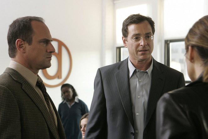 Law & Order: Special Victims Unit - Choreographed - Photos - Christopher Meloni, Bob Saget