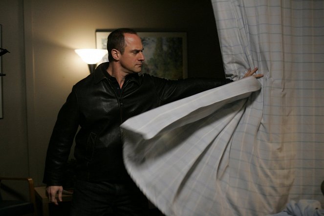 Law & Order: Special Victims Unit - Season 8 - Annihilated - Photos - Christopher Meloni