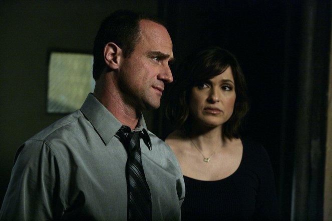 Law & Order: Special Victims Unit - Season 9 - Impulsive - Photos - Christopher Meloni, Mariska Hargitay