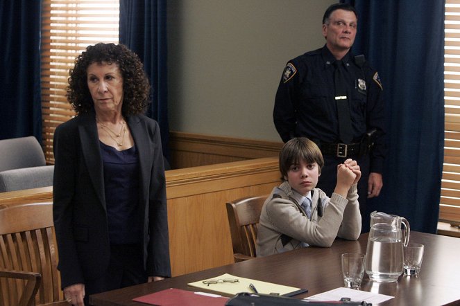 Law & Order: Special Victims Unit - Season 9 - Unorthodox - Photos - Rhea Perlman, Alexander Gould