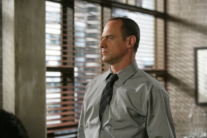 Law & Order: Special Victims Unit - Season 11 - Hammered - Photos - Christopher Meloni