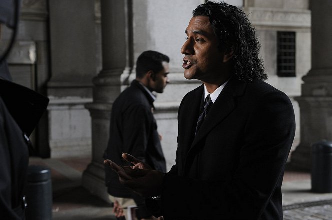 Ley y Orden: Unidad de Víctimas Especiales - Shadow - De la película - Naveen Andrews