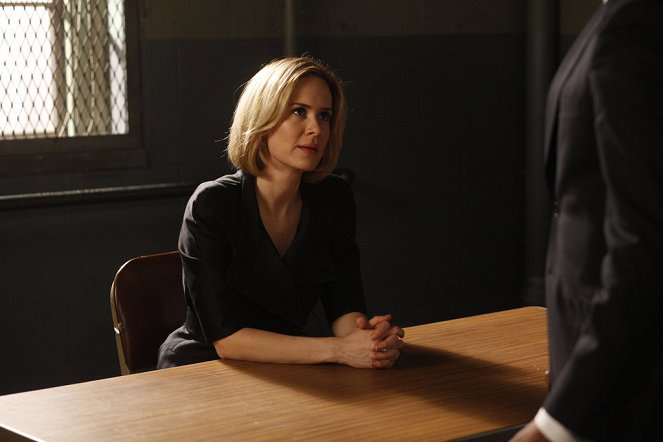 Law & Order: Special Victims Unit - Season 11 - Shadow - Photos - Sarah Paulson