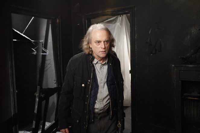 Law & Order: Special Victims Unit - Torch - Photos - Brad Dourif