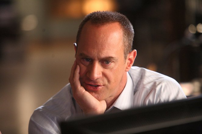 Law & Order: Special Victims Unit - Wet - Photos - Christopher Meloni