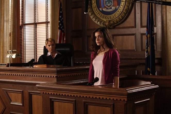 Law & Order: Special Victims Unit - Branded - Photos - Odeya Rush