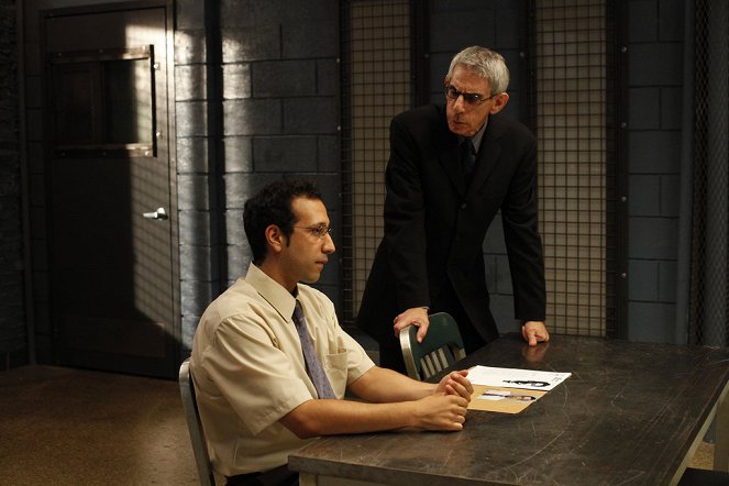 Law & Order: Special Victims Unit - Season 13 - Blood Brothers - Photos - Richard Belzer