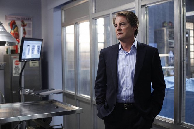 Law & Order: Special Victims Unit - Season 13 - Blood Brothers - Photos - Kyle MacLachlan