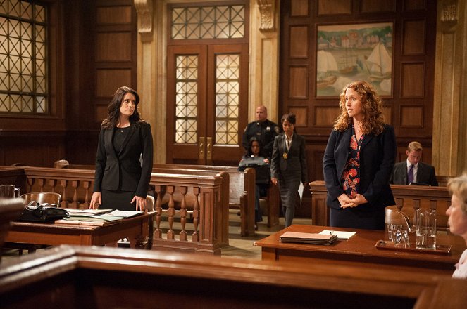 Law & Order: Special Victims Unit - Season 14 - Above Suspicion - Photos - Paget Brewster, Brooke Smith