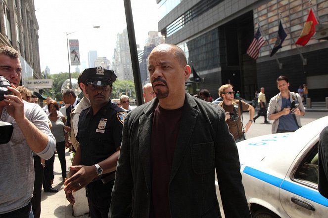 Law & Order: Special Victims Unit - Twenty-Five Acts - Van film - Ice-T