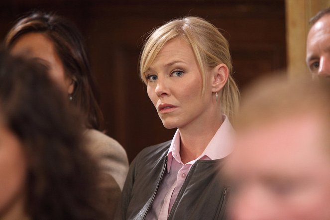Law & Order: Special Victims Unit - Season 14 - Twenty-Five Acts - Van film - Kelli Giddish