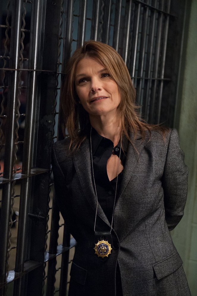Law & Order: Special Victims Unit - Acceptable Loss - Photos - Kathryn Erbe