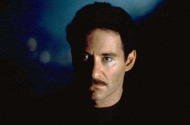 Gewagtes Spiel - Filmfotos - Kevin Kline