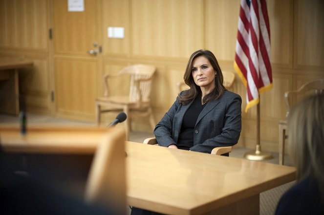 Law & Order: Special Victims Unit - Beautiful Frame - Photos - Mariska Hargitay