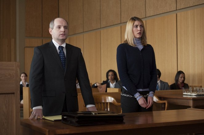 Law & Order: Special Victims Unit - Season 14 - Beautiful Frame - Photos - Yvonne Zima