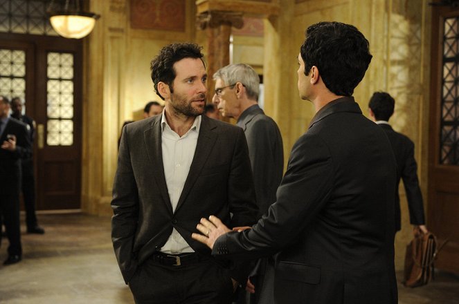 Law & Order: Special Victims Unit - Traumatic Wound - Van film - Eion Bailey