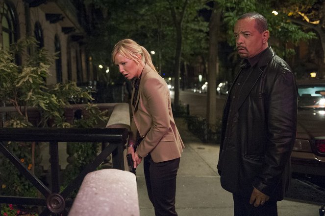 Law & Order: Special Victims Unit - American Tragedy - Photos - Kelli Giddish, Ice-T