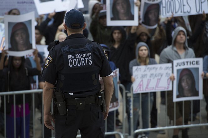 Law & Order: Special Victims Unit - Season 15 - American Tragedy - Photos