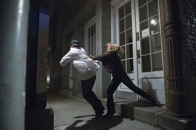 Law & Order: Special Victims Unit - Season 15 - Kriegsrecht - Filmfotos